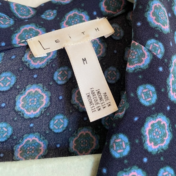 NOT AVAILABLE - Picture 2 of 5